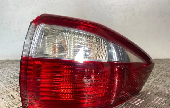 Ford C-MAX II Rear/tail lights AM5113404BE 89502670