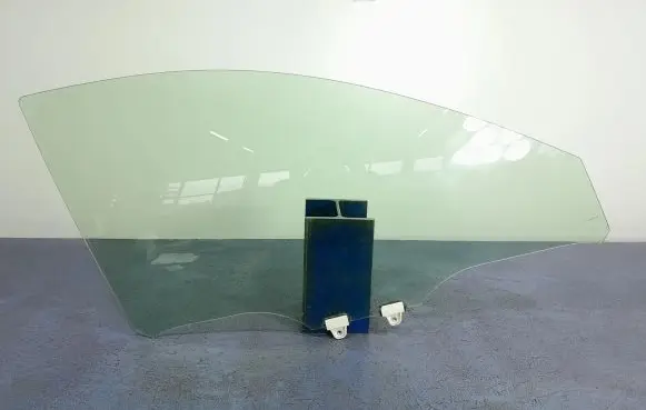 Mazda CX-5 Front door window glass four-door 43R-00014