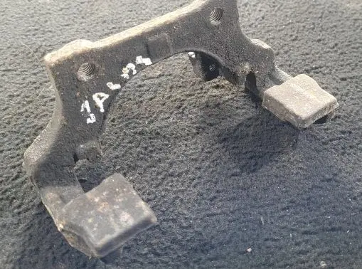 BMW 1 E81 E87 Rear brake pad spring 