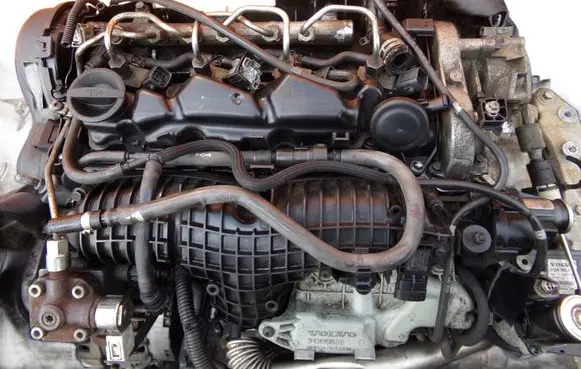 Volvo V60 Fuel injection high pressure pump 31432135 D4204T9
