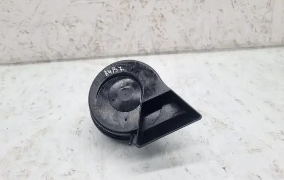 Audi A4 S4 B7 8E 8H Horn signal 8E0951221C