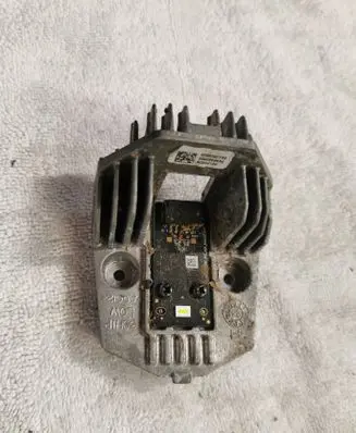 KIA Sportage Headlight part R292151120 0000240426 NQ560109