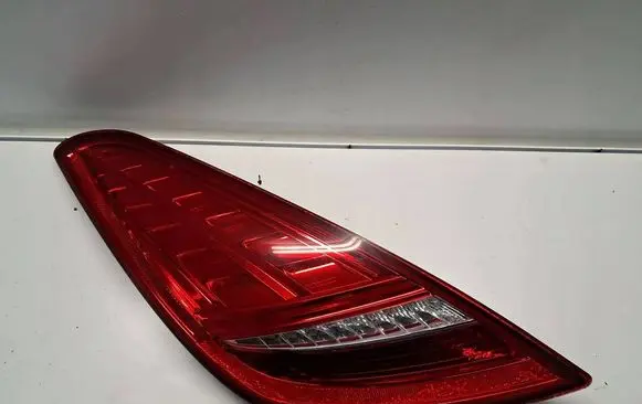 Rear/tail lights