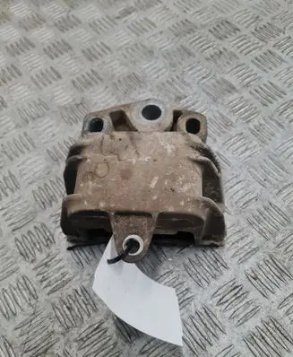 Ford Galaxy Engine mount bracket 7M3199555