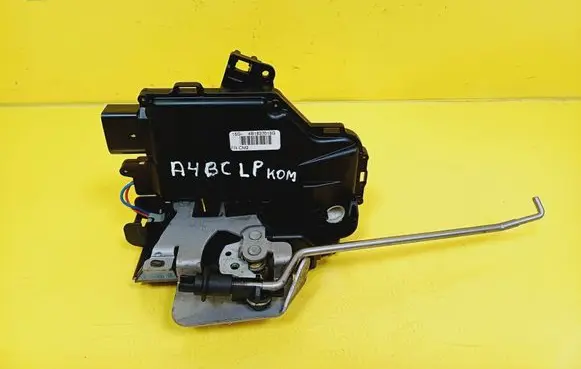 Audi A4 S4 B6 8E 8H Front door lock 4B1837015G