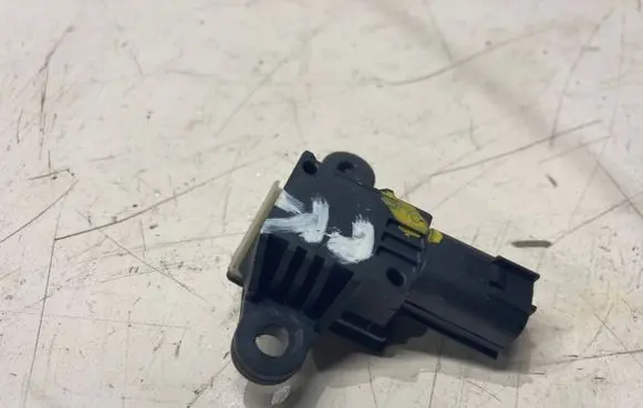 Volvo V40 Airbag deployment crash/impact sensor 31360986