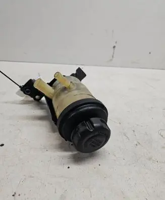 Power steering fluid tank/reservoir