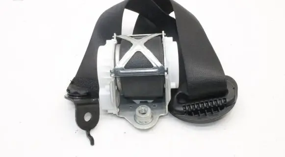 BMW 2 F22 F23 Front seatbelt 7265810