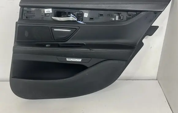 BMW 7 G11 G12 Rear door card panel trim 7447514
