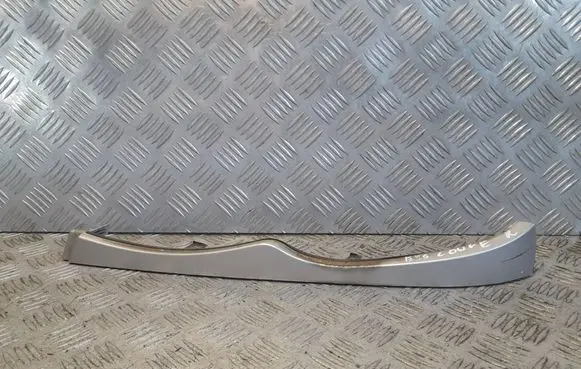 BMW 3 E46 Under headlight/headlamp trim 51137030553