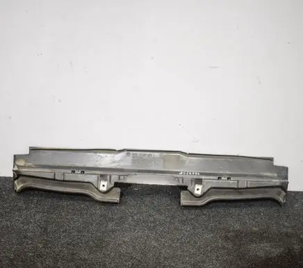 BMW 7 E65 E66 Other engine bay part 7011217