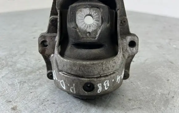 Audi A4 S4 B8 8K Engine mount bracket 8R0199381