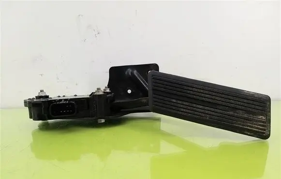 Chrysler Voyager Accelerator throttle pedal 034PE4206