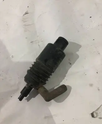 Audi A4 S4 B5 8D Windscreen/windshield washer pump 4A0955551A