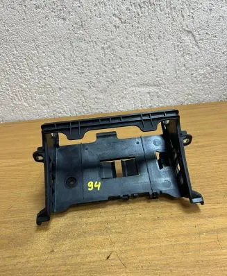 Mercedes-Benz E W238 Radio/GPS head unit trim A2135455900