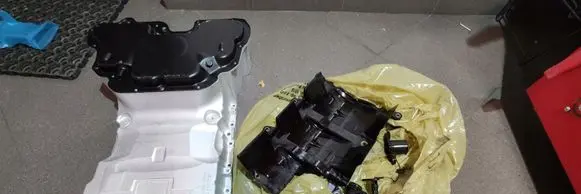 Mercedes-Benz E W212 Oil sump 6420142100