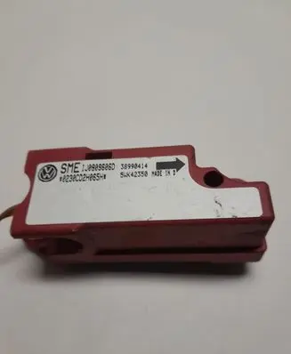 Volkswagen Golf IV Airbag deployment crash/impact sensor IJ0909606D
