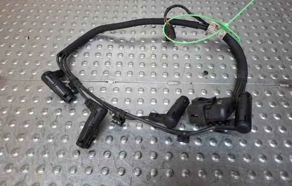 BMW 1 E81 E87 Glow plug wires S18031079 7802158