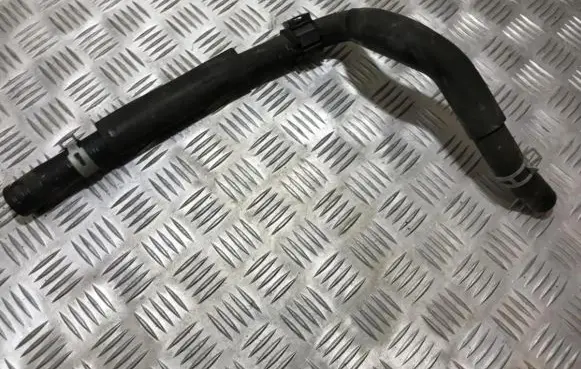 Mazda 3 I Engine coolant pipe/hose
