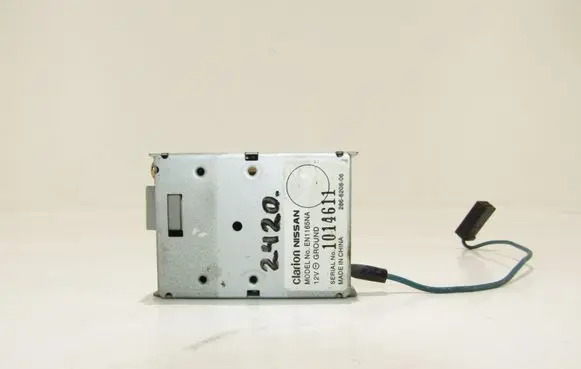Nissan Pathfinder R51 Aerial antenna amplifier en1165na