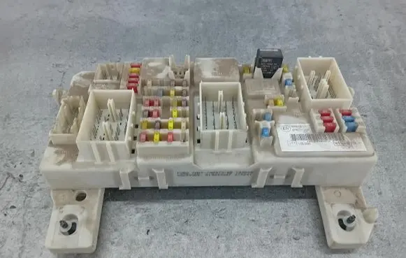 Fuse box set