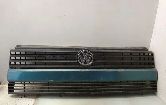 Volkswagen Transporter - Caravelle T4 Front bumper upper radiator grill 701853653