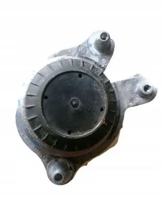 Mercedes-Benz C W205 Engine mount bracket A2052400200