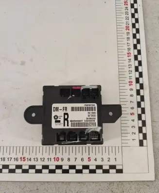 Fiat Freemont Door control unit/module 68155772AC 2841585502300