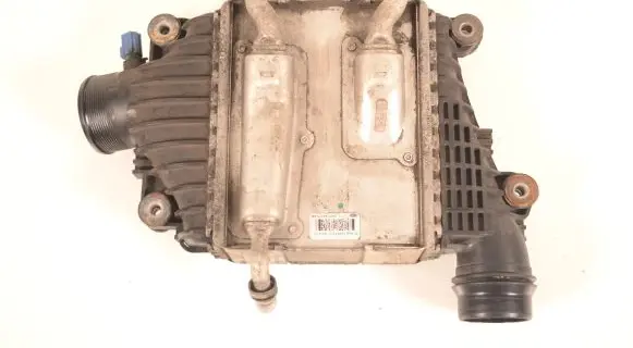 Jaguar XE Intercooler radiator GX736K775AB