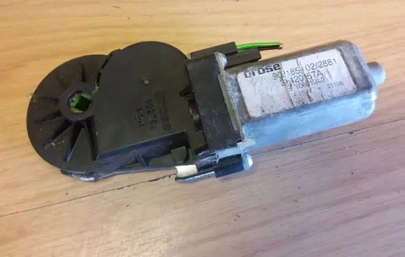 Jaguar S-Type Seat adjustment motor 2A420167A