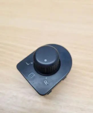 Skoda Octavia Mk2 (1Z) Wing mirror switch 1U1959565L 1792