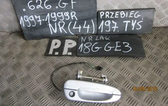 Mazda 626 Front door exterior handle