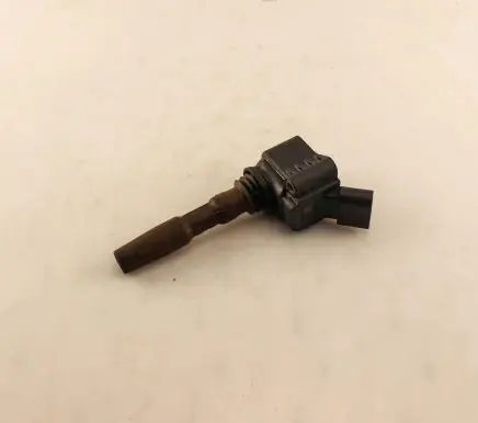 Volkswagen Polo V 6R Plug wire 04E905110B