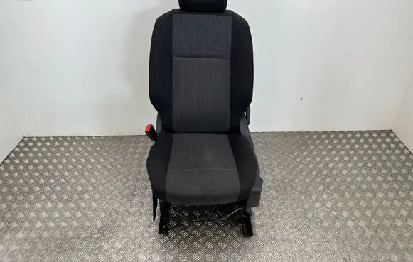 Opel Combo E Front driver seat