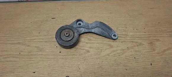 BMW 5 E39 Generator/alternator belt tensioner 2248561