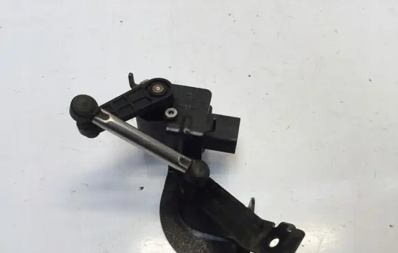 Nissan Leaf II (ZE1) Headlight/headlamp level sensor 5381289900