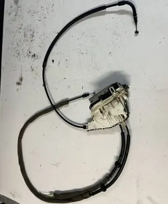 Chrysler Pacifica Front door lock