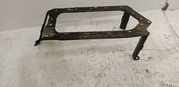 Honda CR-V Fuel tank mounting bracket 