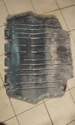 Seat Altea XL Engine splash shield/under tray 1K0825237A
