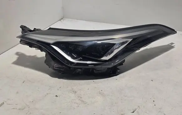 Toyota C-HR I Headlight/headlamp 81150F4250 211035687 18691F