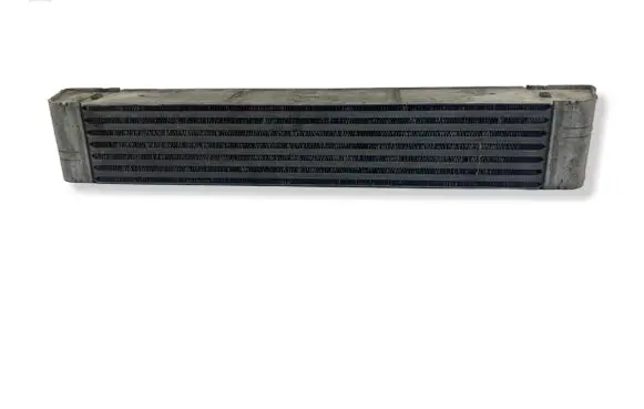 BMW 5 E60 E61 Intercooler radiator 7787446