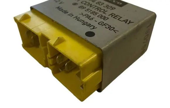 Volvo S70 V70 V70 XC Light relay 9483309 895185000