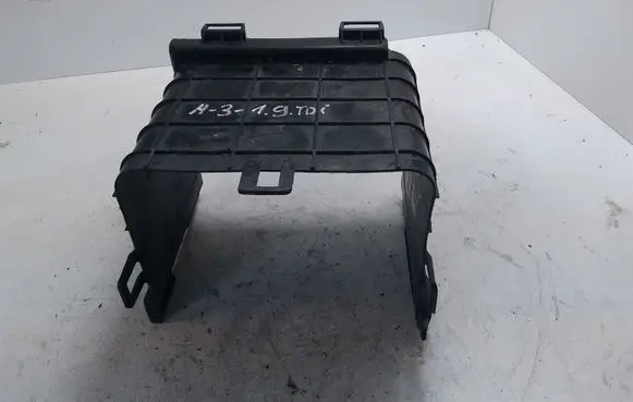 Audi A3 S3 8P Battery tray heat shield 1K0915336