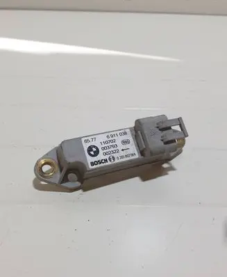 BMW X5 E53 Airbag deployment crash/impact sensor 6911038 110702 0285002064