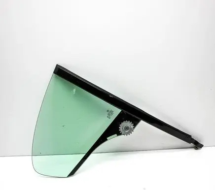 BMW 6 F06 Gran coupe Rear side window E143R001026