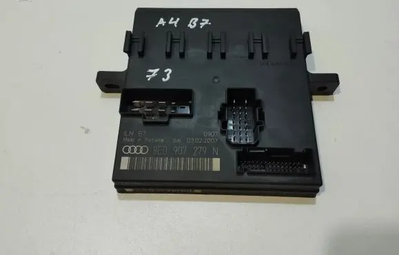 Audi A4 S4 B7 8E 8H Comfort/convenience module 8E0907279N 00009773C4