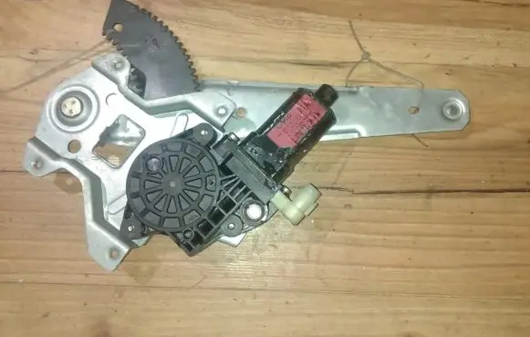 Hyundai Getz Sliding door window regulator with motor