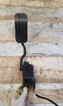 Seat Alhambra (Mk1) Accelerator throttle pedal 7M1721603A 6PV00777003 98VW9F836AB