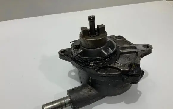 Mercedes-Benz E W211 Vacuum pump A6112300265 VAPEC19S 2070403