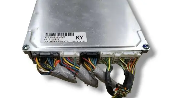 Honda CR-V Engine control unit/module ECU 37820-PNL-E62
